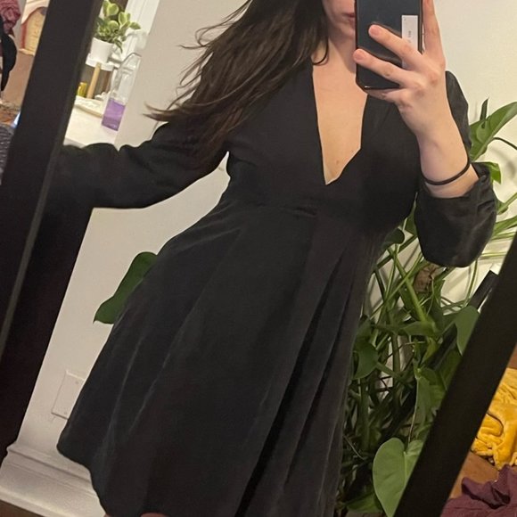 Zara Black V-Neck Dress - Picture 15 of 16